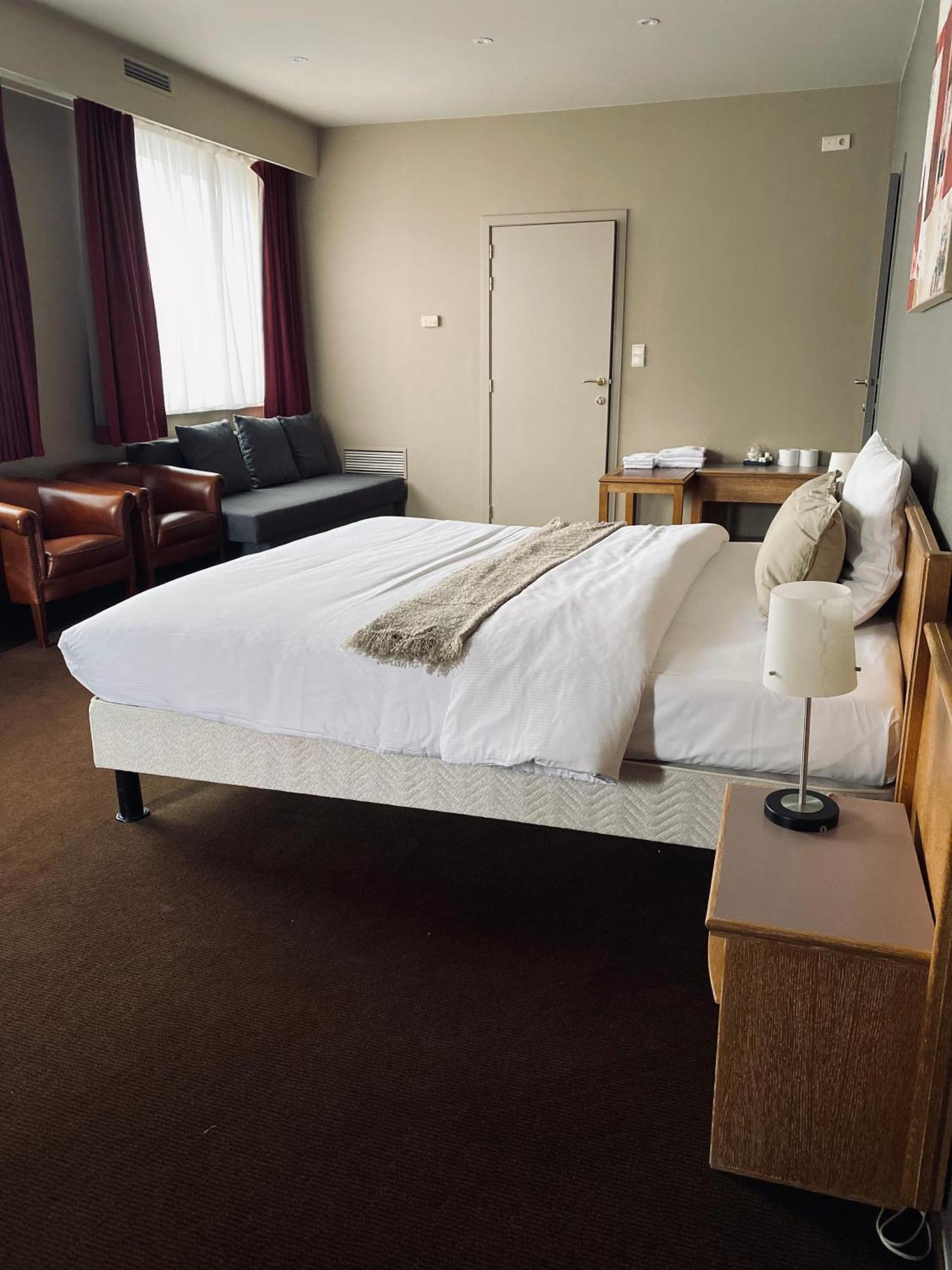 Hotel บอร์เน็ม ภายนอก รูปภาพ